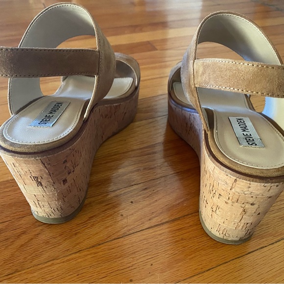 Steve Madden “Caytln Sand Suede” - Picture 6 of 8